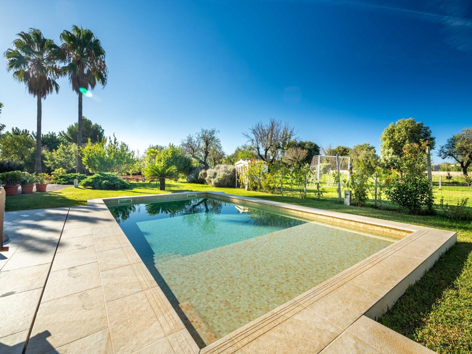 Charming In Holiday home *