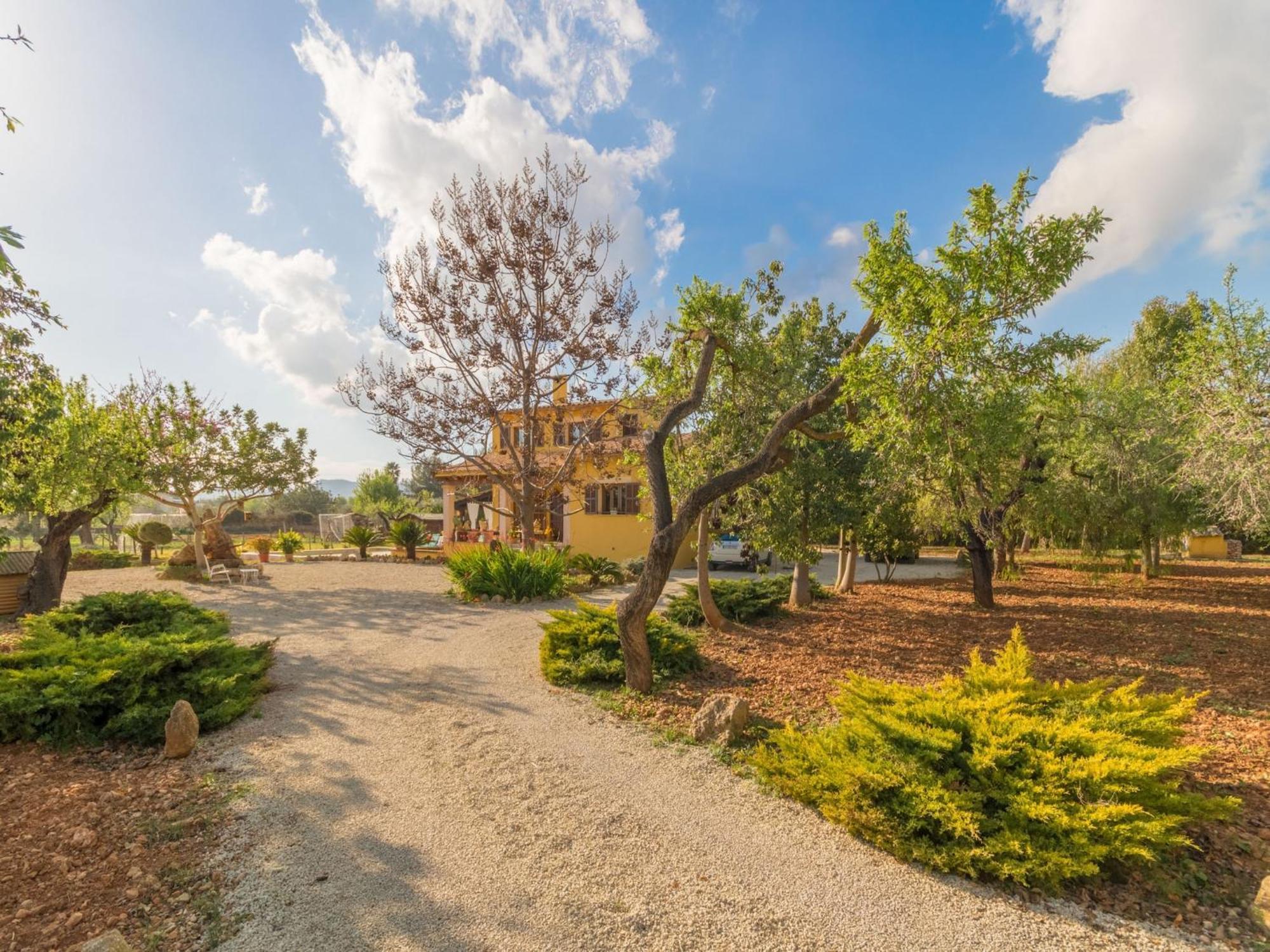 Charming In Holiday home *